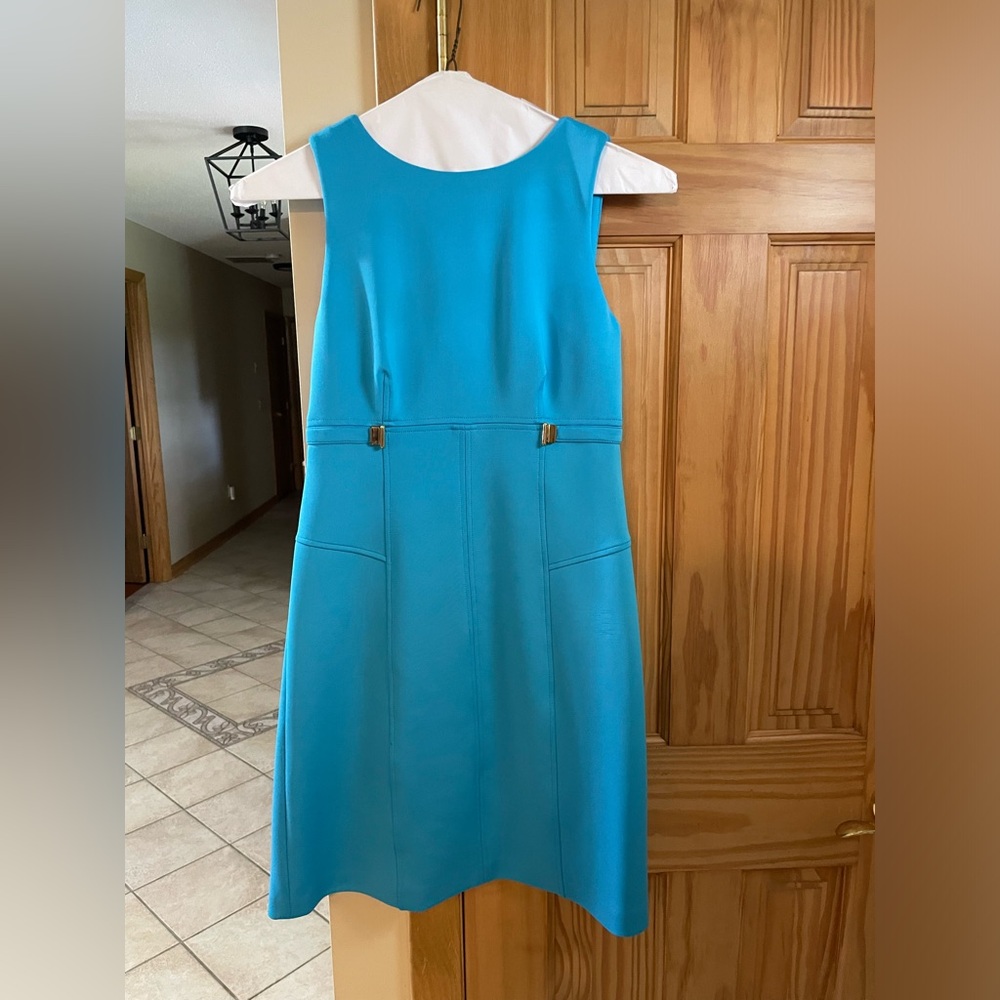 IVANKA TRUMP DRESS